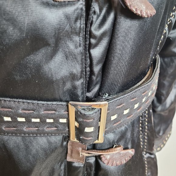 STUNNING FENDI WOMEN'S COAT WITH FOX FUR DETACHABLE COLLAR SIZE: L - Picture 9 of 16